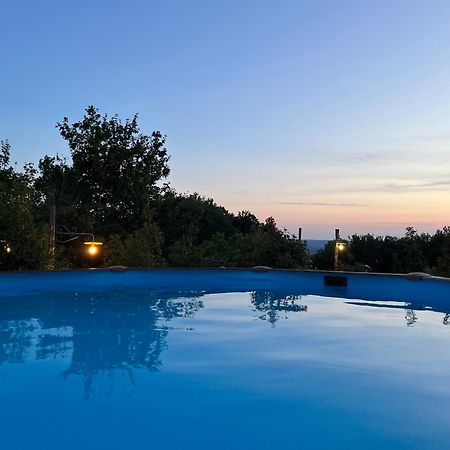 Agriturismo Podere Dell' Olmo อเมเลีย ภายนอก รูปภาพ