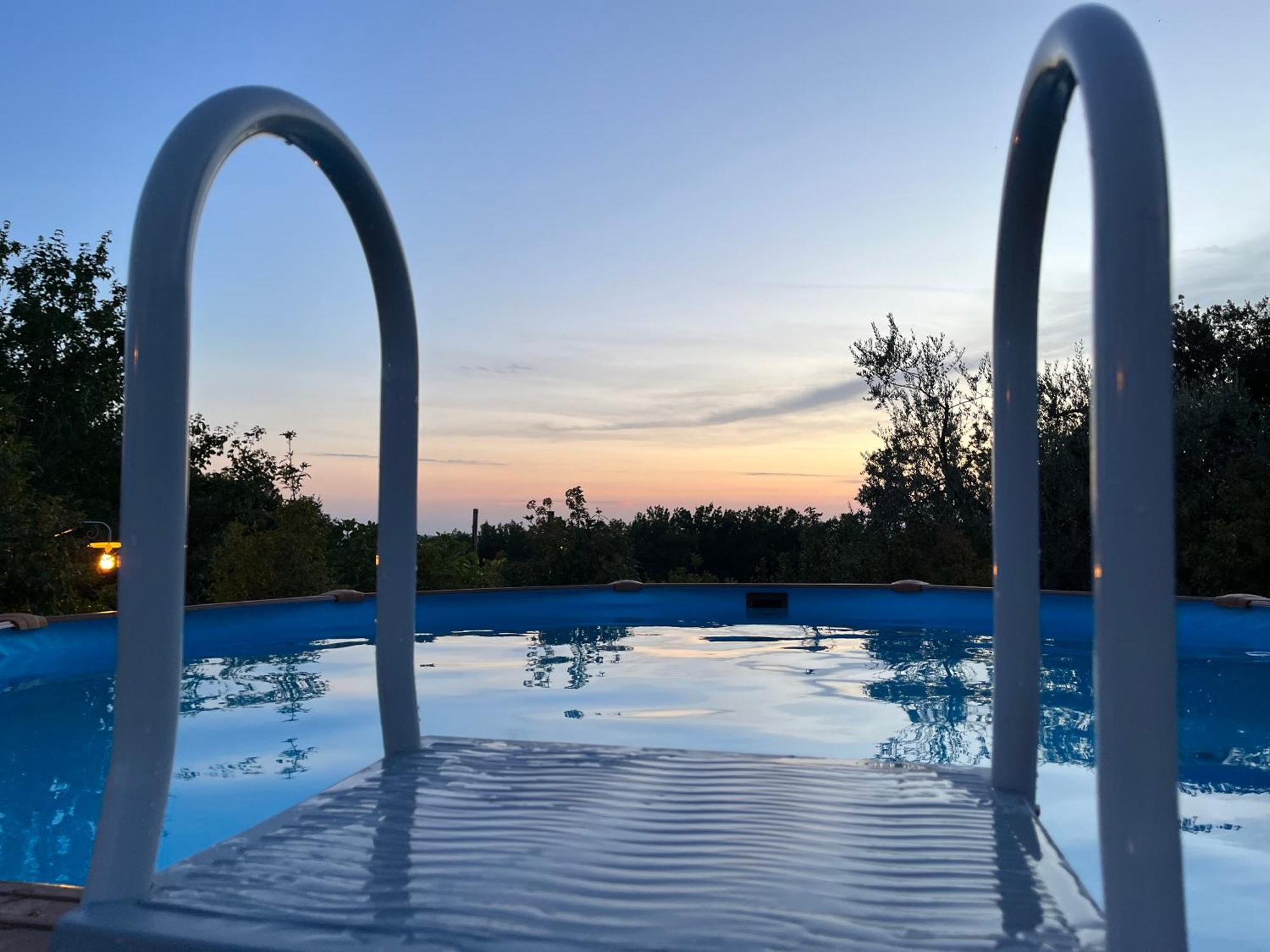 Agriturismo Podere Dell' Olmo อเมเลีย ภายนอก รูปภาพ